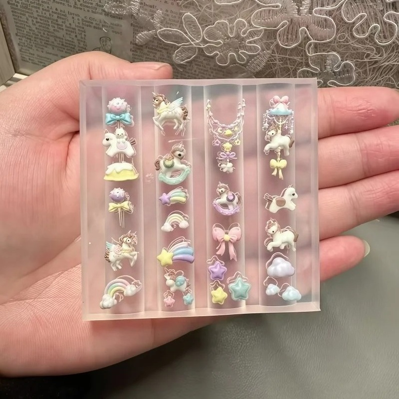 夢のようなユニコーン虹色の馬蝶ネクタイキャンディービーンカル - Nail Art Rainbow のレビューと価格