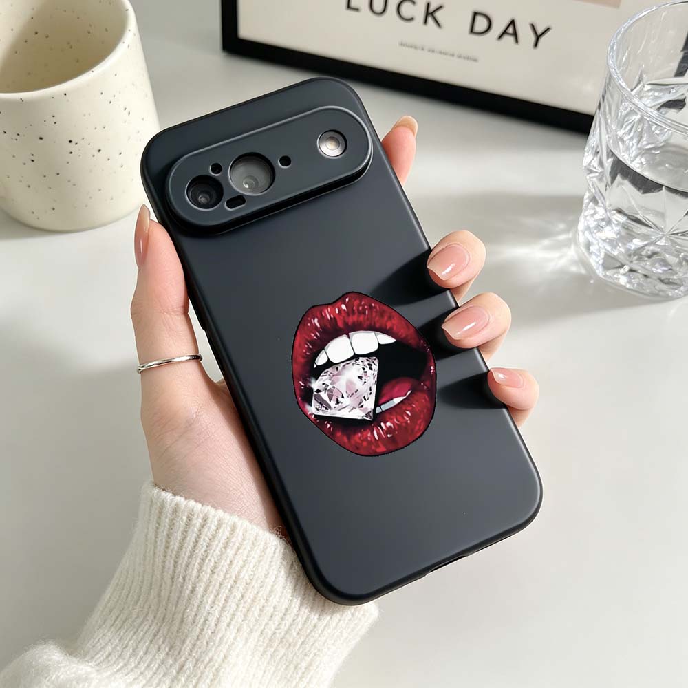 赤い唇ネイルアート柄スマホケース Google Pixel  - Nail Art Xl のレビューと価格