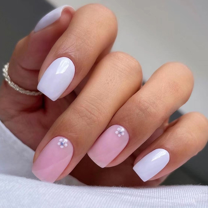 24枚入り 無地 フルカバー ネイルチップ ブラック ショー - Nail Art Full Color のレビューと価格