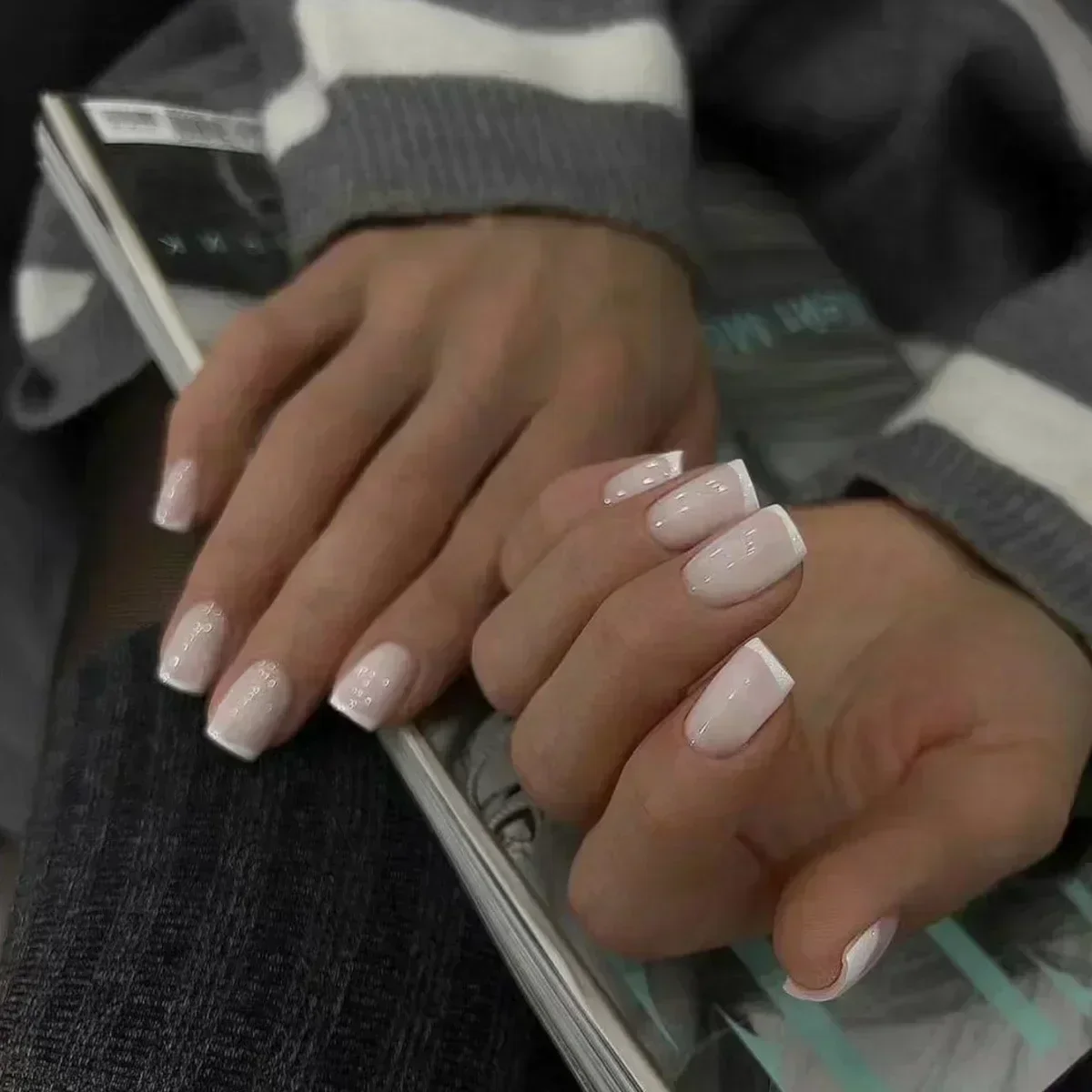 24枚入り シンプルバレエグリッター 取り外し可能ネイル ピ - Nail Art Inspo のレビューと価格